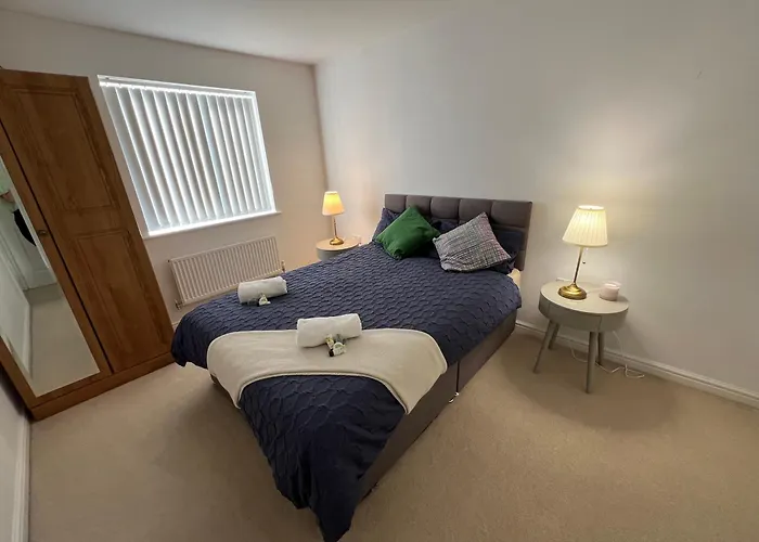 Spacious Modern 4Bd House